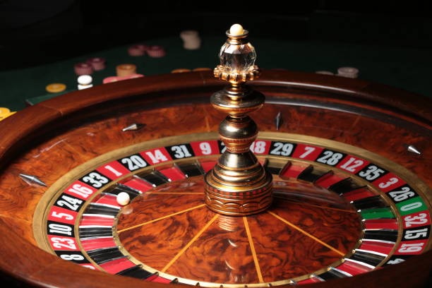 Our bettoto live-dealer table and popular slot categories on mobile
